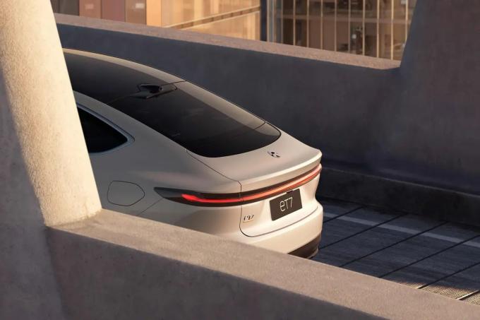 Nio Et7 Dört Kapılı ve Beş Koltuklu Lüks Yeni Enerji Arabası 3