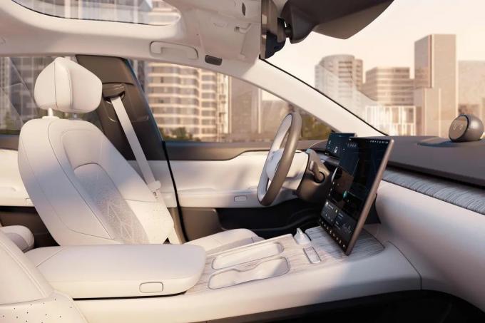 Nio Et7 Dört Kapılı ve Beş Koltuklu Lüks Yeni Enerji Arabası 4